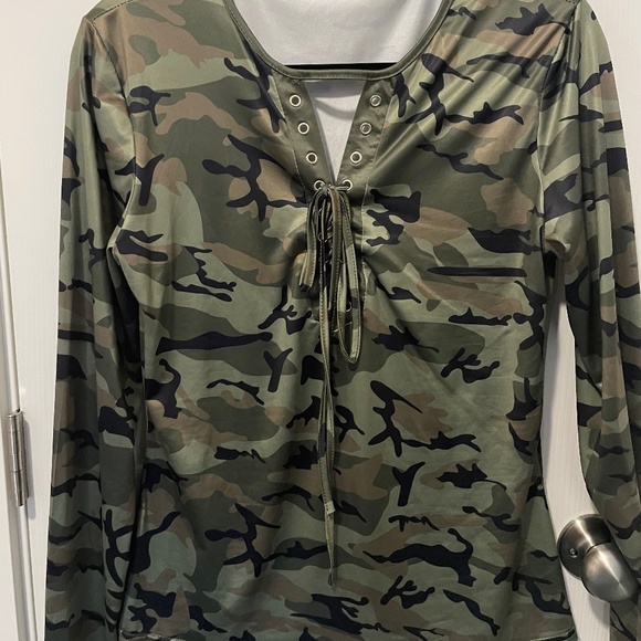 Camo shirt - Picture 1 of 1